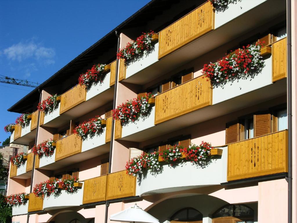 Residence Antares Andalo Εξωτερικό φωτογραφία